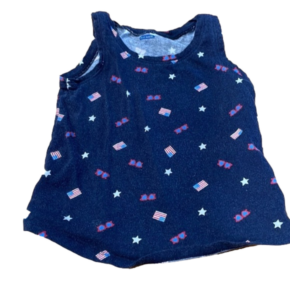 Old navy 3 t tank top faded due to wash